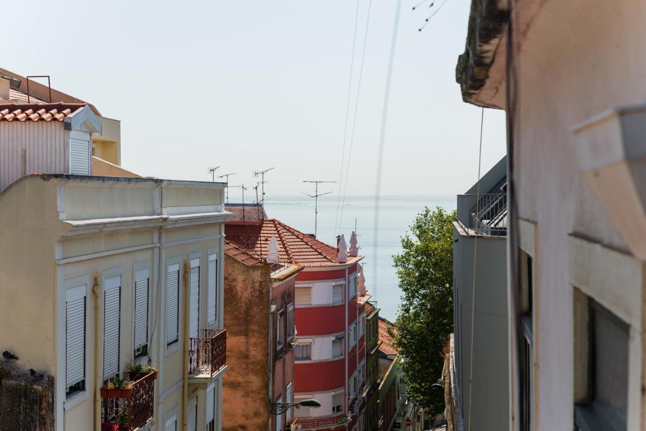 Charming Apartment- Authentic Experience In Graca Lisboa Exterior foto